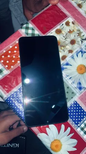 Redimi 13c 700$