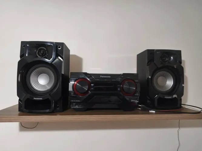 Microsystem Panasonic SC AK220 450 watts RMS