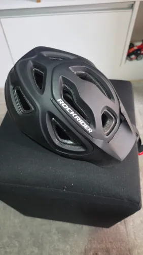 Capacete Adulto de Ciclismo MTB Rockrider ST Preto
