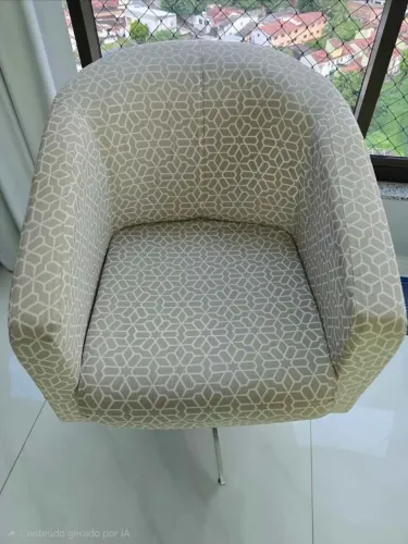 Cadeira decorativa giratória