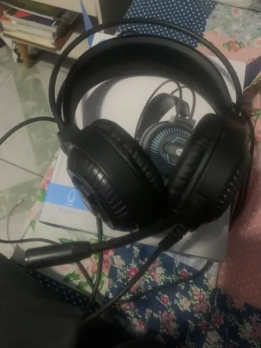 vendo fone gamer com microfone usado apenas 1 vez