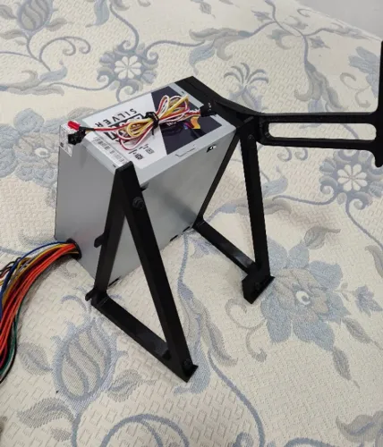 Gabinete Open Frame 3D - Suporte de Bancada para PC - Com Suporte de Placa de Vídeo