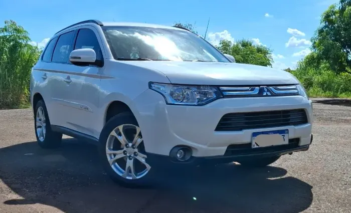 Mitsubishi Outlander 2.0 16V 160cv Aut. 2015