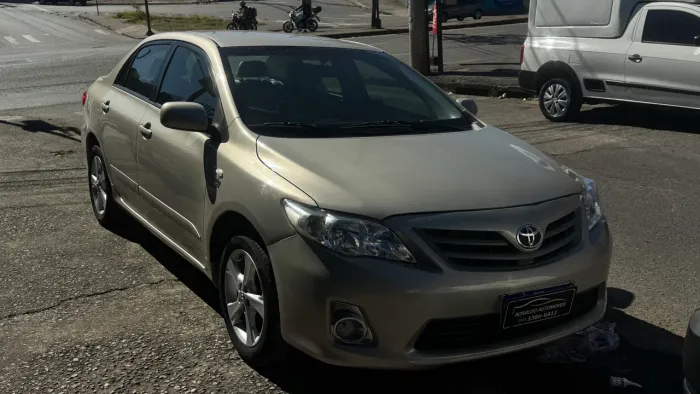 Toyota Corolla GLI 1.8 Flex 16V Aut. 2013