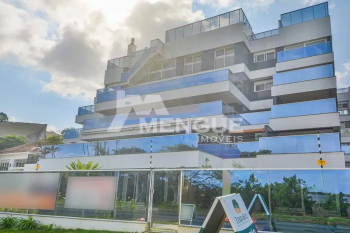 Cobertura residencial com 3 suites e 4 vagas de garagem em condominio fechado, à venda no