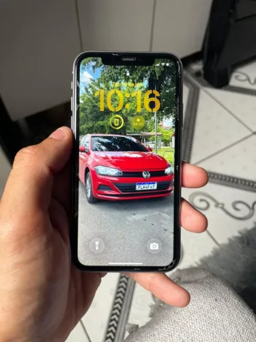 VENDO IPHONE 11 64GB