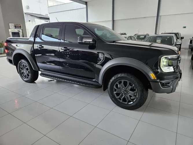 Ford Ranger Black 2.0 4X2 CD TB Diesel Aut. 2026