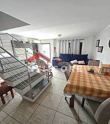 Casa de condomínio em Rua Atenas - Niterói - Canoas/RS