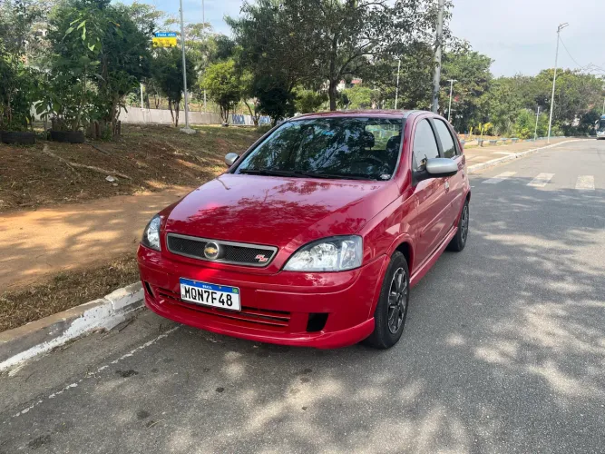 Chevrolet Corsa Hat. SS 1.8 MPFI 8V Flexpower 5P 2006