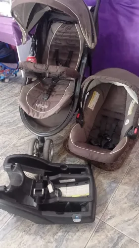 3 Itens juntos. Carrinho de bebê +bebê conforto +suporte carro importado Graco