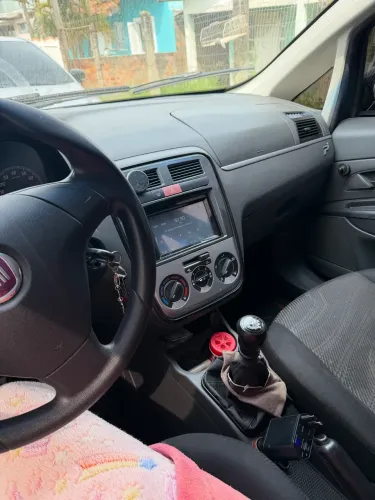 Fiat Punto 1.4 Fire Flex 8V 5P 2010