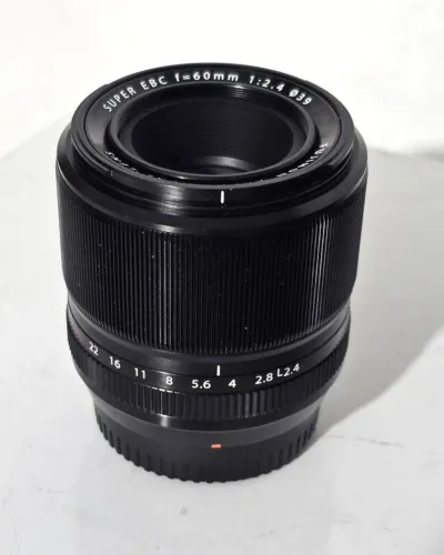 Lente Fuji 60mm 2.4 Macro