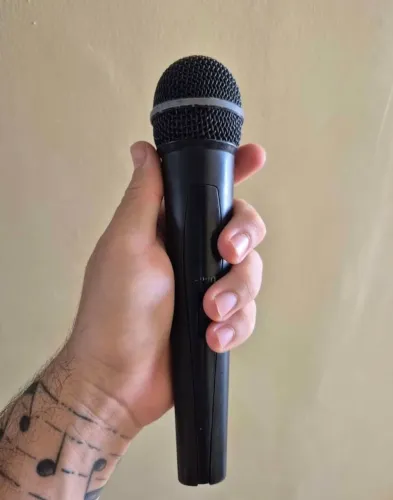 Microfone sem fio AKG