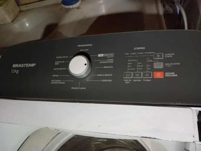 Máquina de lavar roupa Brastemp 12kg