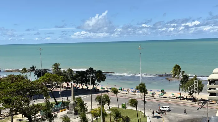 Alugo apto 2 quartos com vista mar - Mobiliado