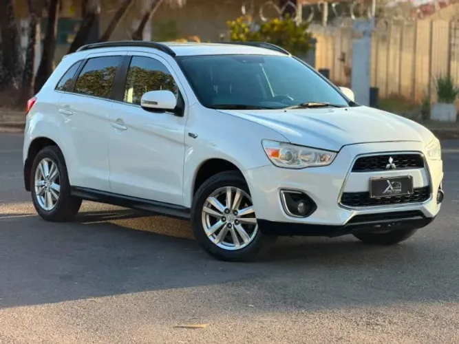 Mitsubishi ASX 2.0 16V 4X4 160cv Aut. 2013