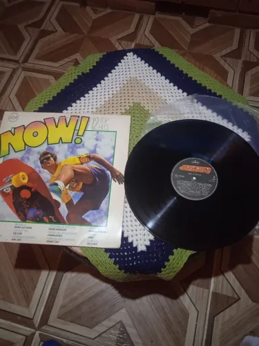 Disco de vinil Now 12 top hits