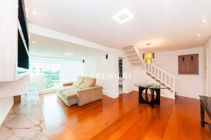 Cobertura com 3 dormitórios para alugar, 121 m² por R$ 10.578,83/mês - Ecoville - Curitiba