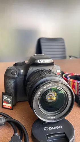 Canon Rebel T6 + lente 18-55mm