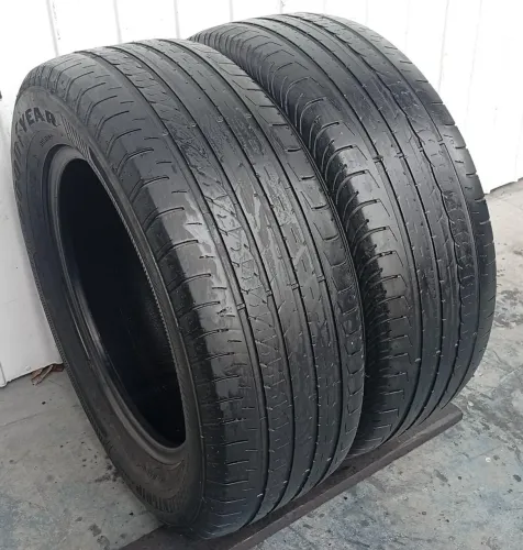 Pneu 205/60 aro 15 Goodyear