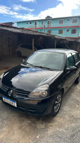 Renault Clio Hi-flex 1.0 16V 5P 2011