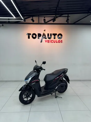 YAMAHA FLUO 125 CONNECTED