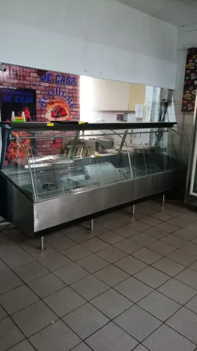  Vendo balcão de açougue 3mt. R$6,000,00