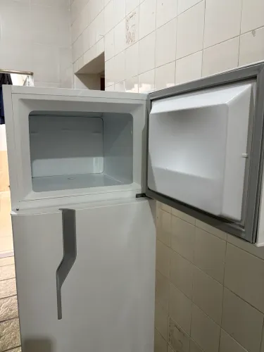 Vendo geladeira Electrolux DC35A 2023 260L