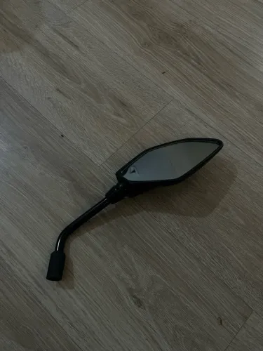 RETROVISOR DIREITO MT-03