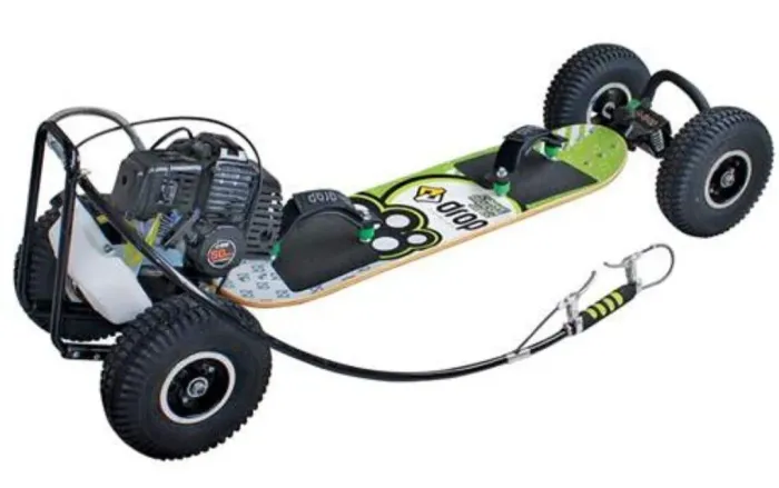 Vendo ou troco skate a gasolina 50cc por impressora  3D