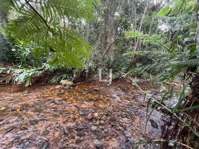 Terreno rural à venda em Secretário, 203736 m² por R$ 1.750.000 - Petrópolis/RJ