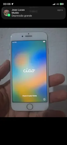 iPhone 8 