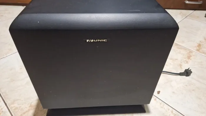 Subwoofer Unic  SB200 Home Active Subwoofer 