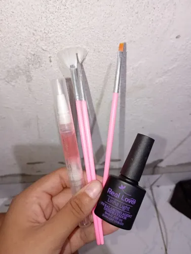 SELADOR DE CUTILAS, 3 PINCÉIS E 1 DESIDRATADOR REAL LOVE