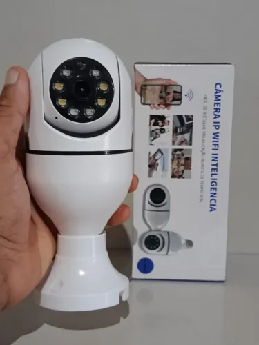 Câmera de Segurança Lâmpada Wi-Fi 360° Full HD com Visão Noturna