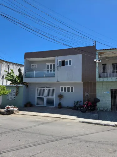 Casa à venda em rua pública, JATIÚCA, Maceió, AL