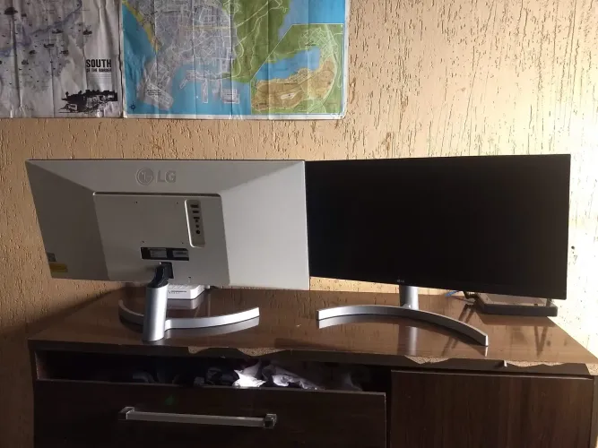 Monitor LG 29" UltraWide Full HD Inclinação 75Hz 5ms Branco 29WK600-WAWZ