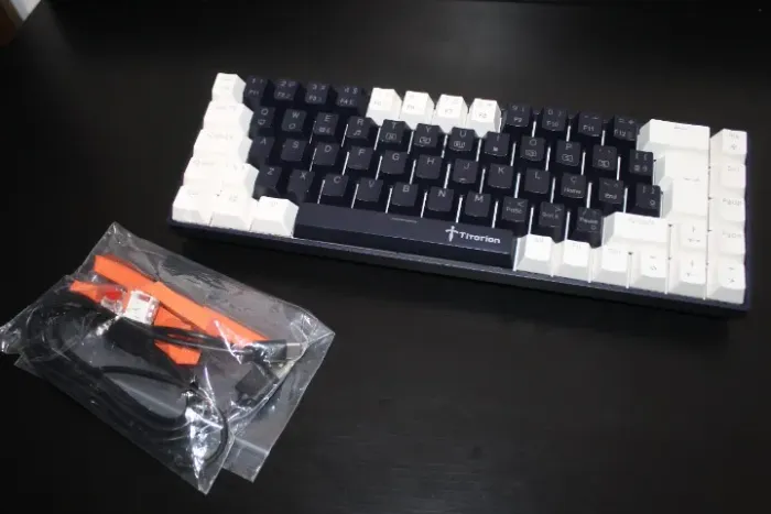 Teclado Mecânico Gamer 60% Switch Red Vermelho