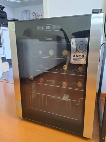Adega Refrigerada