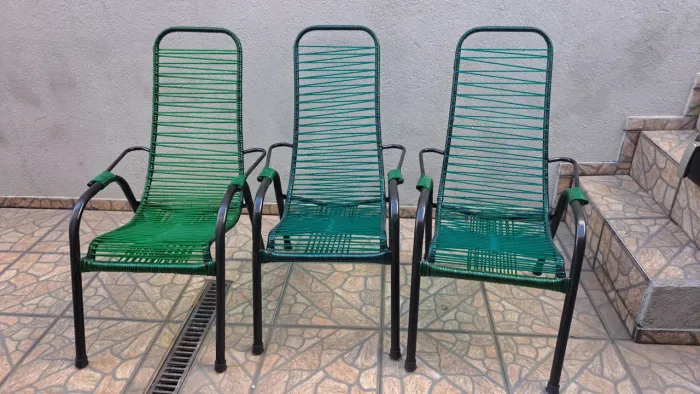 Conjunto de Cadeiras de Varanda de Fio de Plástico (ou R$180 cada)