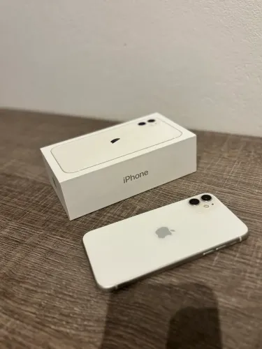 iPhone 11 128GB Branco | Completo com caixa | Ótimo estado 
