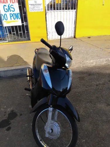 Vendo Honda biz 110, ano 2016, único dono