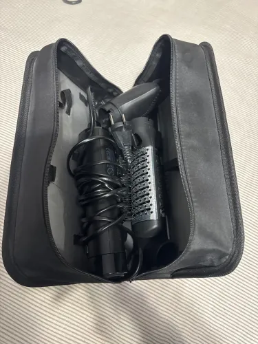 Kit cabelo, escovas e secador de cabelo