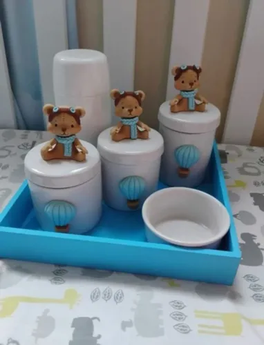 Kit de Higiene para Bebê em Porcelana Ursinho Baloeiro Biscuit 6 Peças 