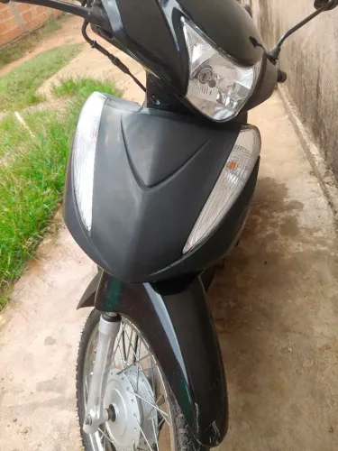Vende-se uma biz