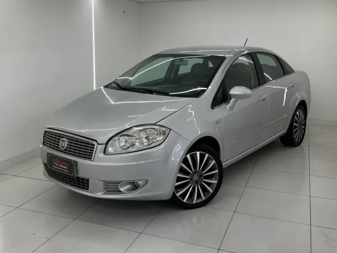 Fiat Linea Absolute 1.9/1.8 Flex Dualogic 4P 2011