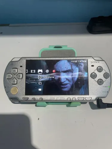 PSP 2000