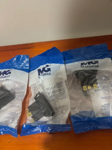 Kit 6 tomadas para aparelhos p2 + t MG Margirius