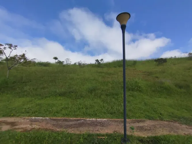 Terreno no condomínio Espelho D`água (zona norte) - excelente topografia / quadra B / acli