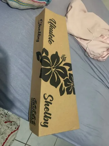 Vendo Ukulele Shelby Soprano